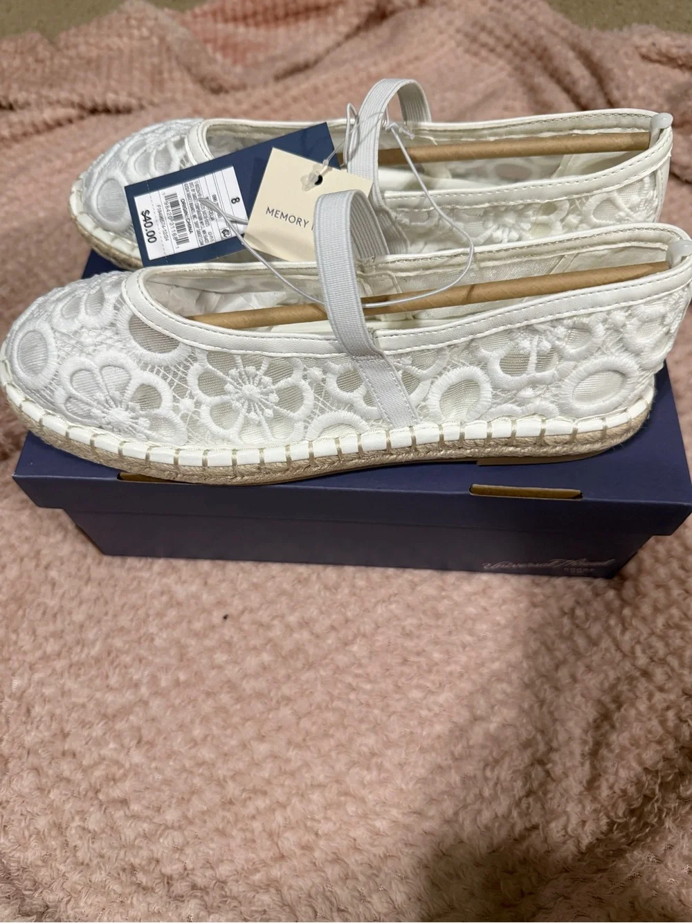 Universal Thread White Floral Lace Espadrille Flats with Elastic Strap